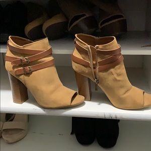 Peep toe heels